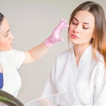 جلسه مشاوره لیزر موهای زائد و جزئیات آن